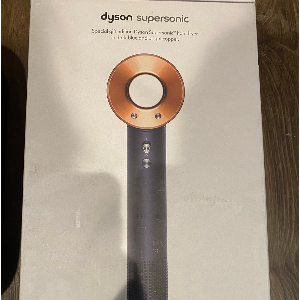 Dyson supersonic hair dryer